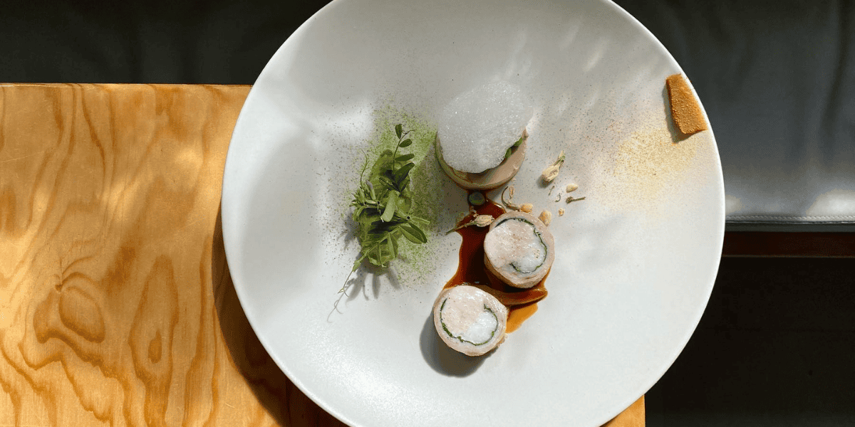 Guide Michelin 2025 deux nouveaux restaurants étoilés à Nantes ©Omija